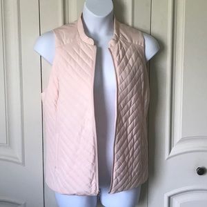 EUC Chico’s Lightweight Puffer Vest